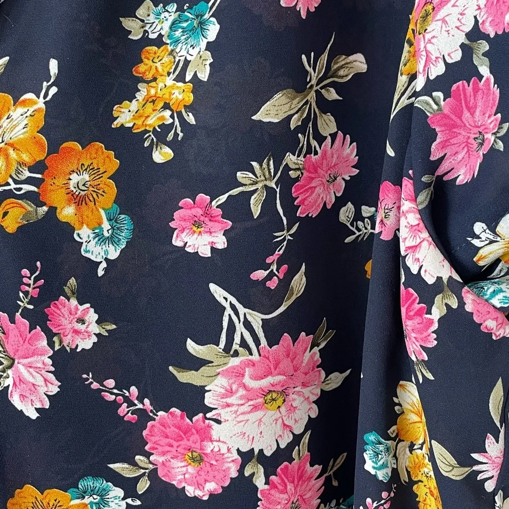 ModCloth Fun2fun Floral Button Top - Picture 3 of 4